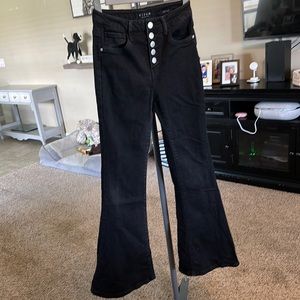 Black, high waisted jeans